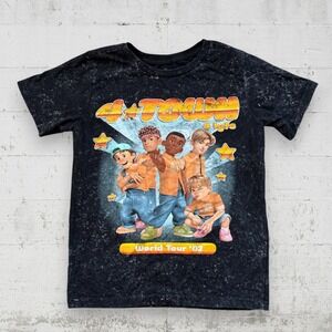 Disney Turning Red Movie 4 Town Tour Kids T Shirt Size Medium 7/8